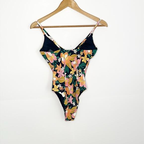 Juniors Volcom Had Me At Aloha One Piece Swim Suit Size XS - Picture 6 of 7